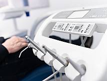 Detailaufnahme der Dentalinstrumente